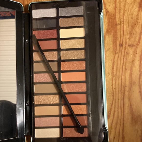 ✨Beautiful✨Eye Makeup Bundle - Picture 6 of 6